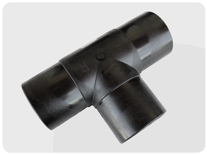 тройник литой пнд (спигот)