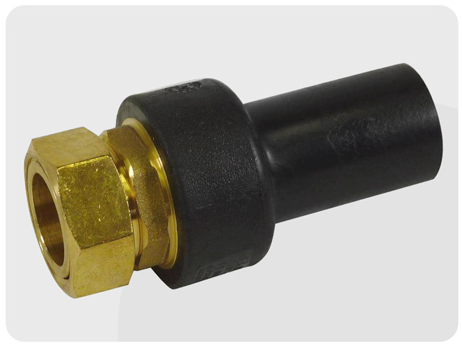 литой пнд фитинг для перехода на металл (латунь)