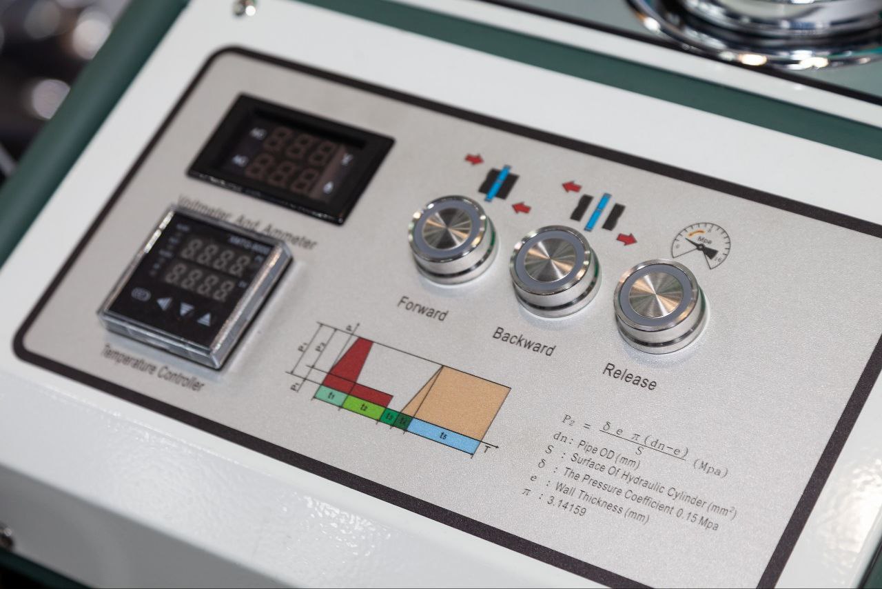 пульт управления аппарата для стыковой сварки FM 160